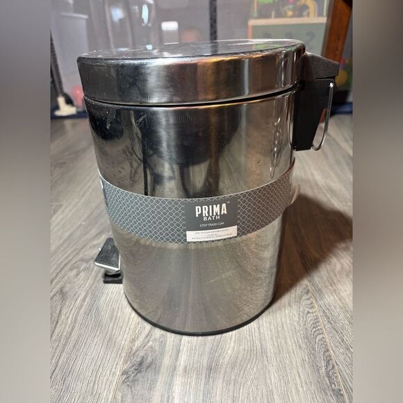 New Prima Bath Step Trash Can NWT - Picture 3 of 7